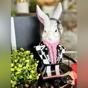 Black and White Checked Rabbit Bust